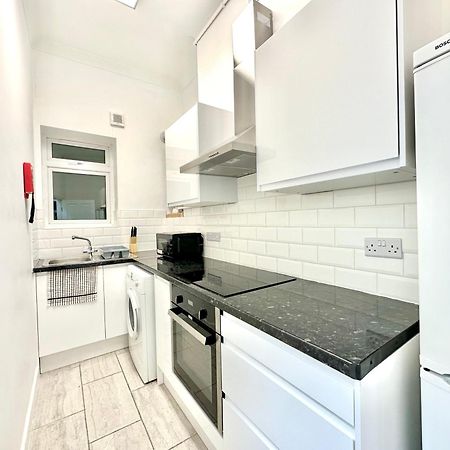 The Euston Guest House-64 Лондон Екстериор снимка