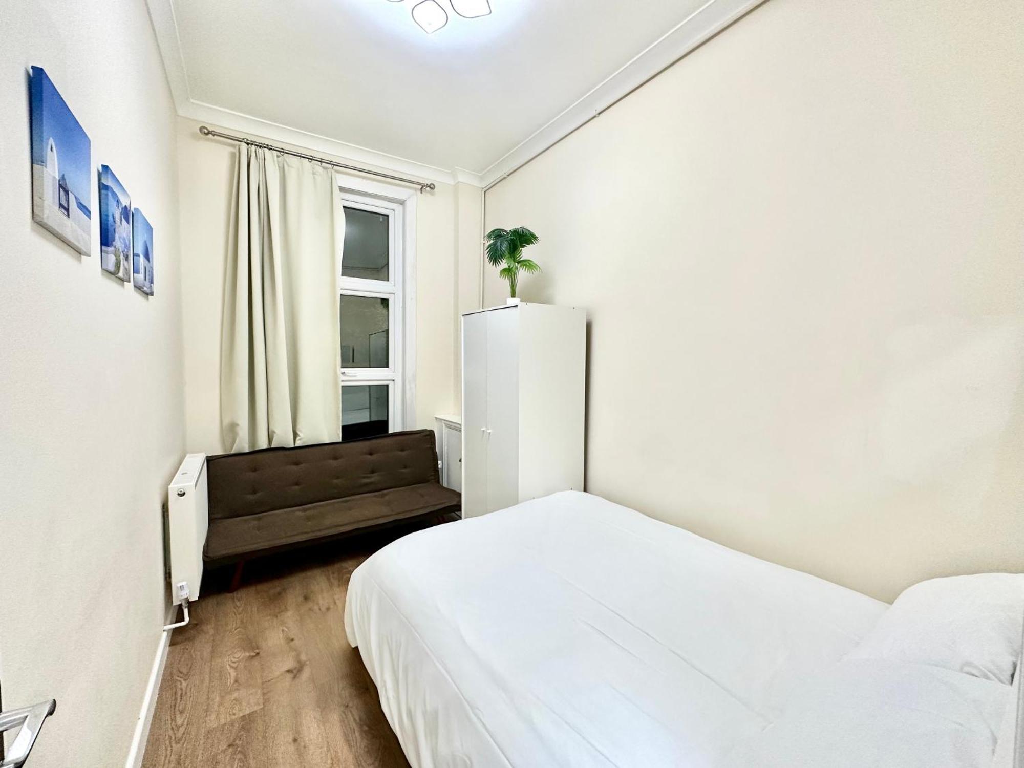The Euston Guest House-64 Лондон Екстериор снимка